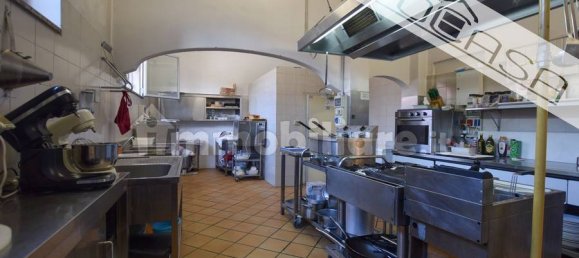 3 rooms Commercial property in Bricherasio, Italy No. 262919 20