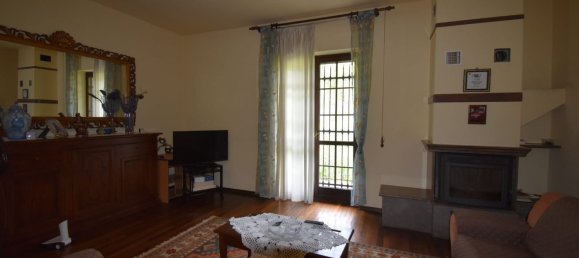 7-salle Villa à Santo Stefano Roero, Italy No. 285945 20