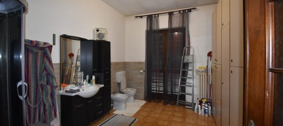 7-salle Villa à Santo Stefano Roero, Italy No. 285945 14