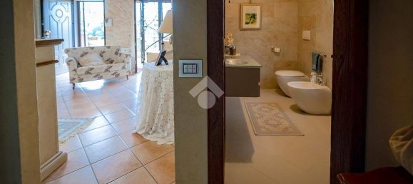 4 غرف نوم فيلا في Lanuvio, Italy رقم 137758 15