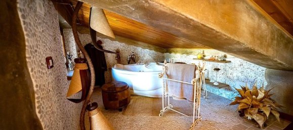 4 غرف نوم فيلا في Lanuvio, Italy رقم 137758 21