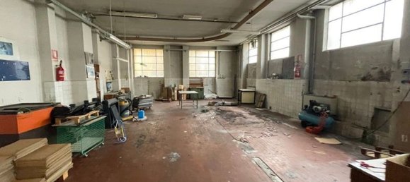 900m² Warehouse in Biella, Italy No. 81042 10
