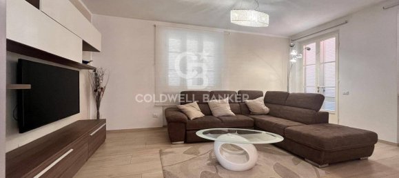 6 bedrooms Villa in Camaiore, Italy No. 63522 9
