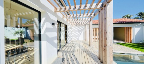 5 Schlafzimmer Villa in Anglet, France, Nr. 106575 17