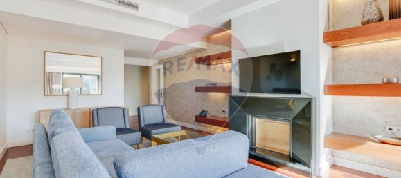 3 غرف نوم منزل ذو طابقين في Cascais, Portugal رقم 75288 33