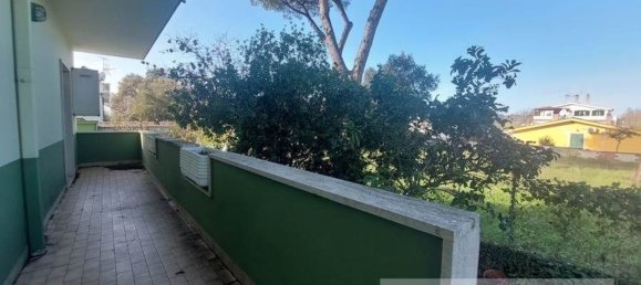5 rooms Villa in Nettuno, Italy No. 143211 2