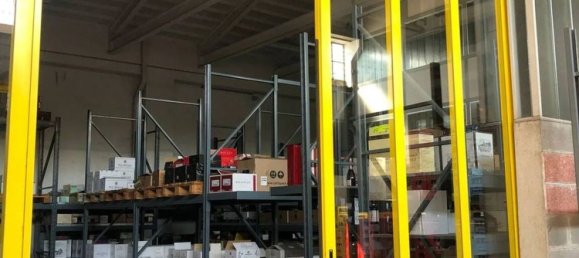 Almacén en Monza, Italy 1060 m² No. 359797 2