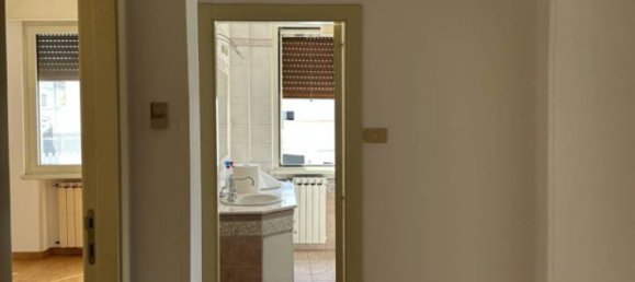 3 Schlafzimmer Wohnung in Pescara, Italy, Nr. 342121 4