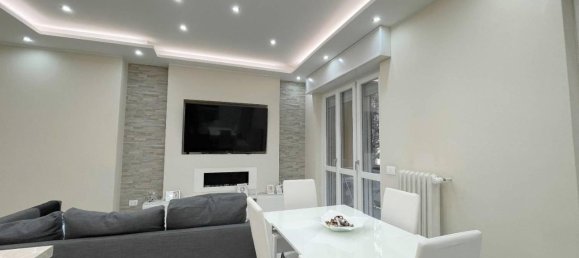 Apartamento de 3 divisões em Lodi, Italy N.º 242019 4