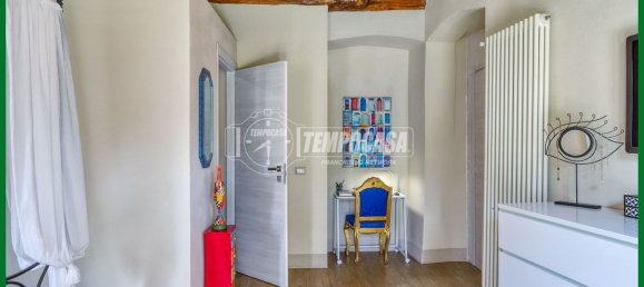 2 rooms Apartment in Varese, Italy No. 305181 2