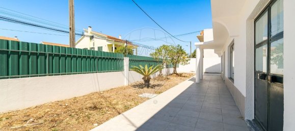 9 bedrooms House in Seixal, Portugal No. 174706 4