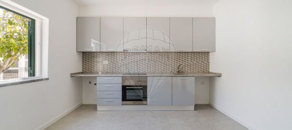 9 bedrooms House in Seixal, Portugal No. 174706 11