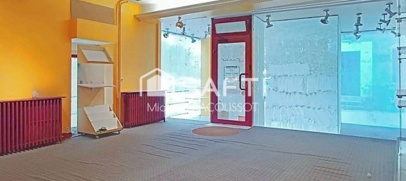 3 bedrooms Building in Luzy, France No. 96808 9