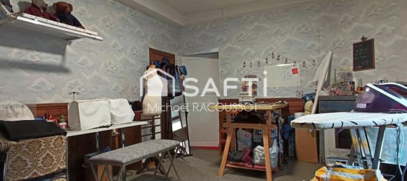 3 bedrooms Building in Luzy, France No. 96808 7