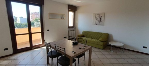 2 rooms Apartment in Gallarate, Italy No. 36804 3