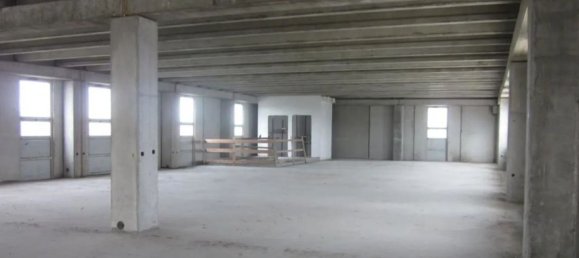 2600m² Building in Abbiategrasso, Italy No. 188086 5