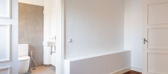 4 bedrooms Apartment in Lisbon, Portugal No. 90109 29