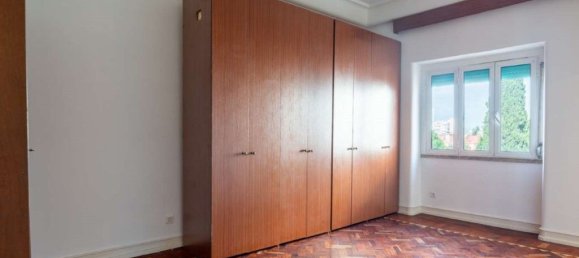 4 bedrooms Apartment in Lisbon, Portugal No. 90109 24