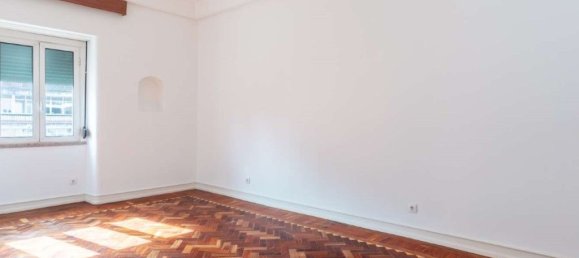 4 bedrooms Apartment in Lisbon, Portugal No. 90109 19