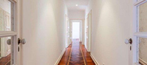 4 bedrooms Apartment in Lisbon, Portugal No. 90109 16