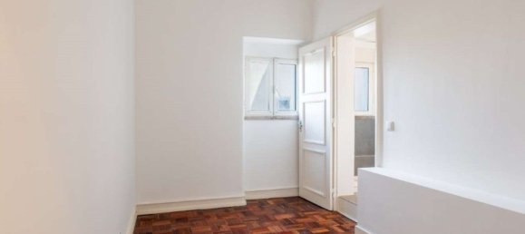 4 bedrooms Apartment in Lisbon, Portugal No. 90109 27