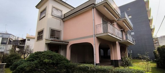 11-Zimmer Villa in Aci Catena, Italy, Nr. 81079 8