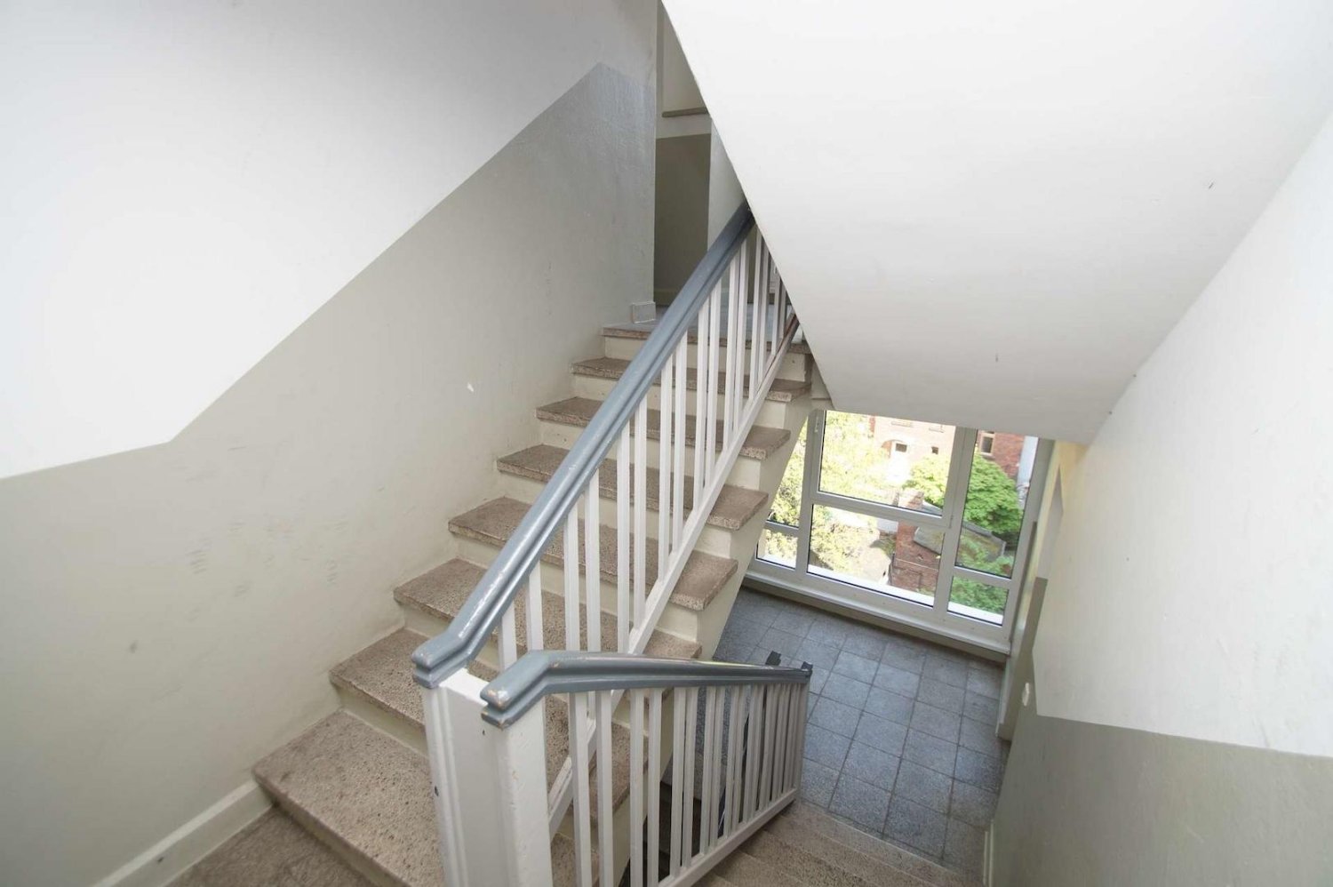 Apartamento de 2 habitaciónes en Erfurt, Germany No. 30496