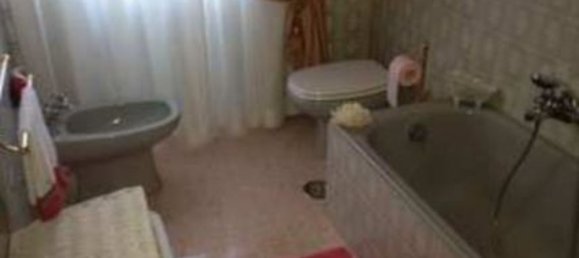 6 rooms Apartment in Turin, Italy No. 273787 14