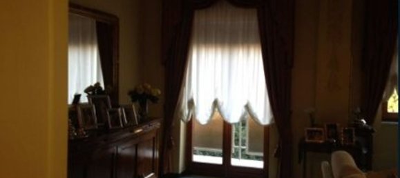 6 rooms Apartment in Turin, Italy No. 273787 6