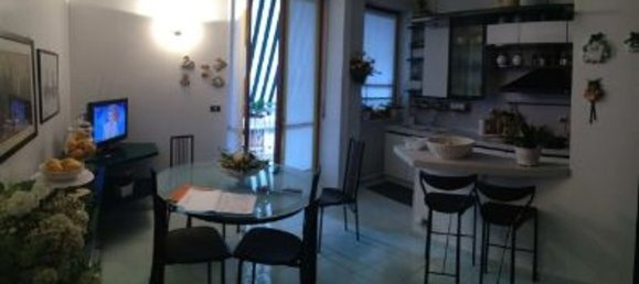 6 rooms Apartment in Turin, Italy No. 273787 10