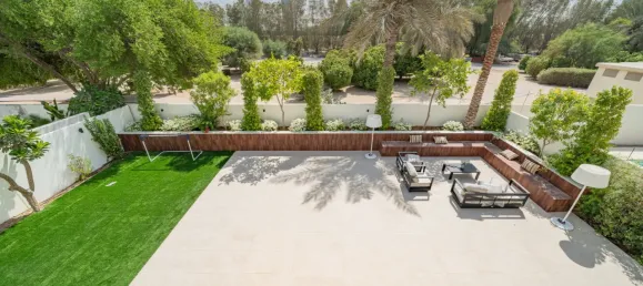 4 Schlafzimmer Villa in Meadows, UAE, Nr. 108407 19