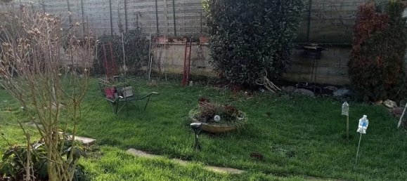 2 Schlafzimmer Haus in Montmirail, France, Nr. 243846 14