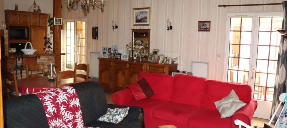2 Schlafzimmer Haus in Montmirail, France, Nr. 243846 5