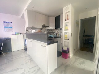 Квартира с 1 спальней в Бобиньи, Франция № 182339