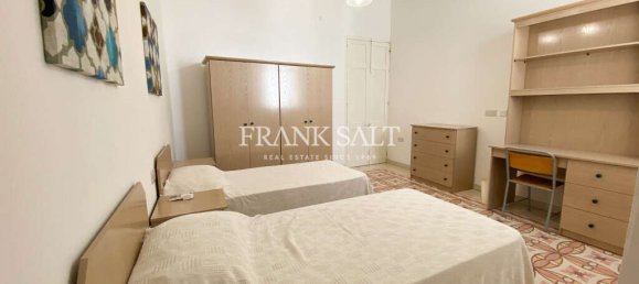 2 bedrooms Townhouse in Birkirkara, Malta No. 11264 7