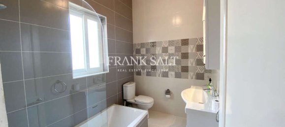 2 bedrooms Townhouse in Birkirkara, Malta No. 11264 9