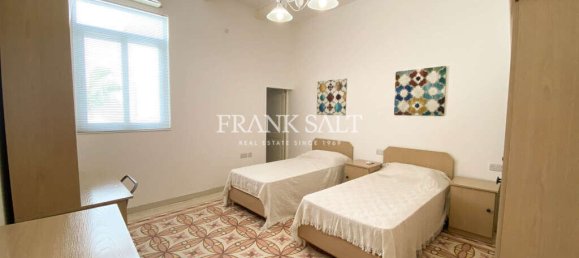 2 bedrooms Townhouse in Birkirkara, Malta No. 11264 6