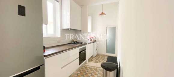 2 bedrooms Townhouse in Birkirkara, Malta No. 11264 2