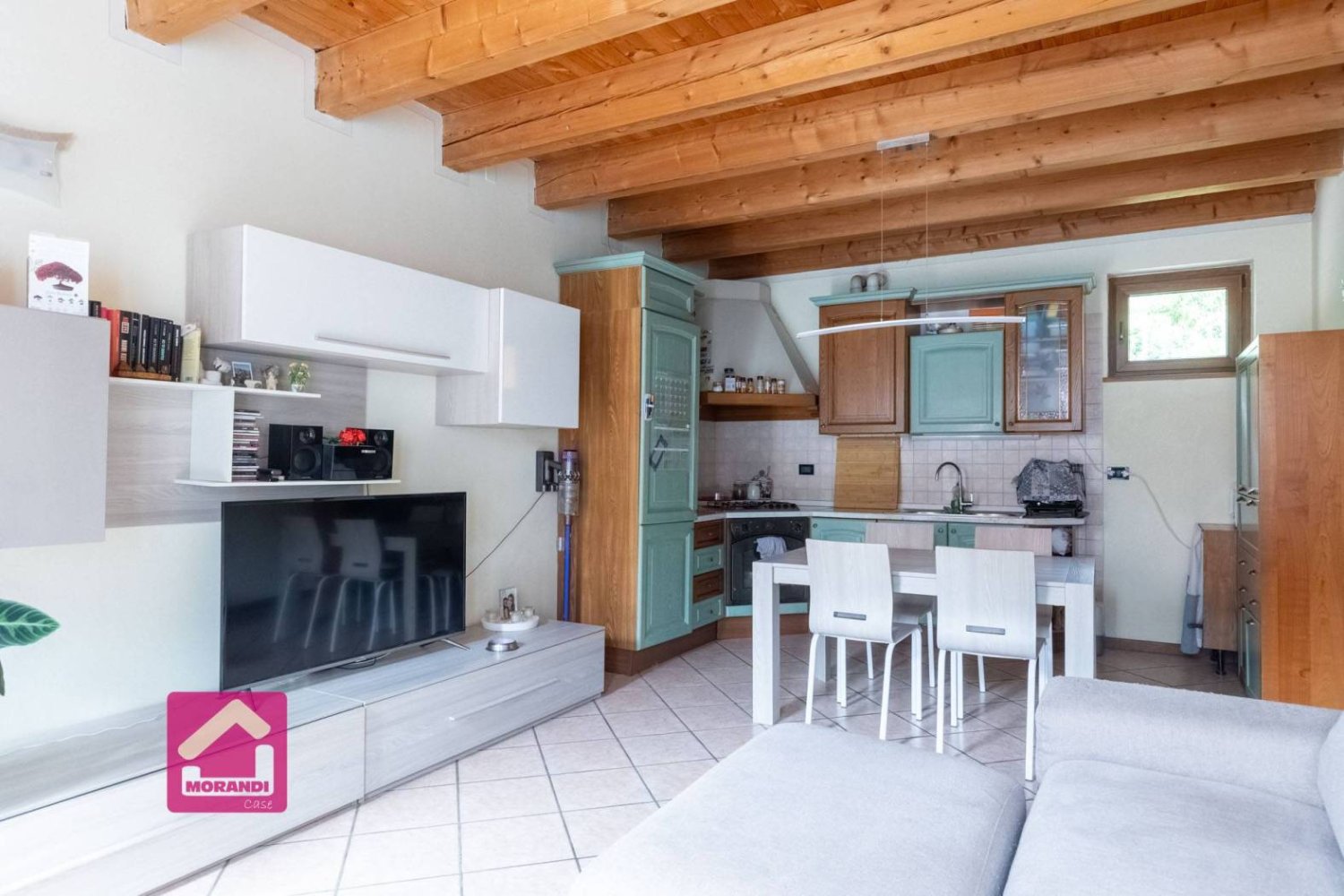 2 Schlafzimmer Wohnung in Caino, Italy, Nr. 273038