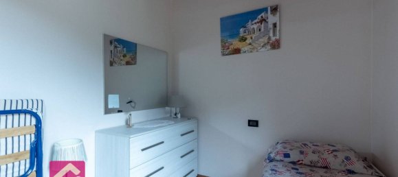 2 Schlafzimmer Wohnung in Caino, Italy, Nr. 273038 15