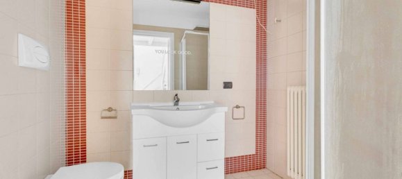 1 bedroom Apartment in Milan, Italy No. 341926 9