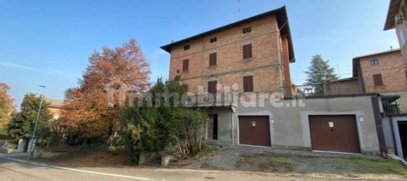 Вилла с 5 комнатами в Кастельветро ди Модена, Италия № 113762 10