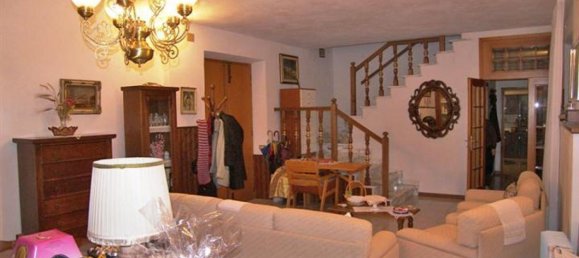 Studio in Asciano, Italy No. 1448 10