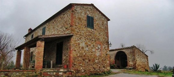 Studio in Asciano, Italy No. 1448 4