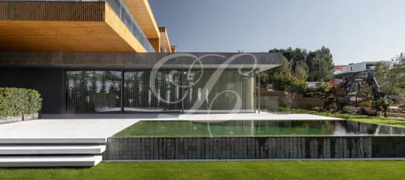 5 bedrooms House in Cascais, Portugal No. 170729 2