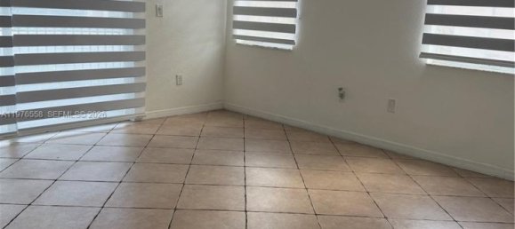 3 غرف نوم عقار تجاري في Miami, الولايات المتحدة رقم 615082 10