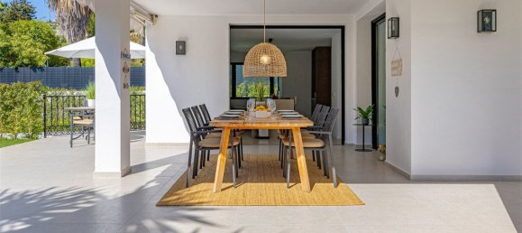 4 bedrooms Villa in Marbella, Spain No. 44515 26