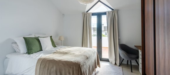 4 bedrooms Villa in Marbella, Spain No. 44515 16