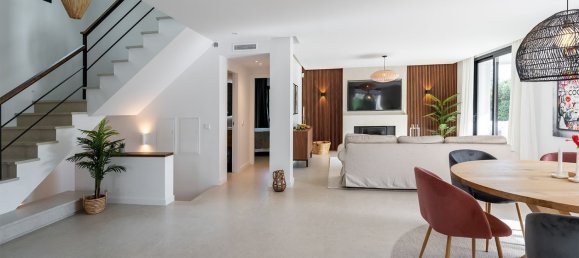 4 bedrooms Villa in Marbella, Spain No. 44515 9