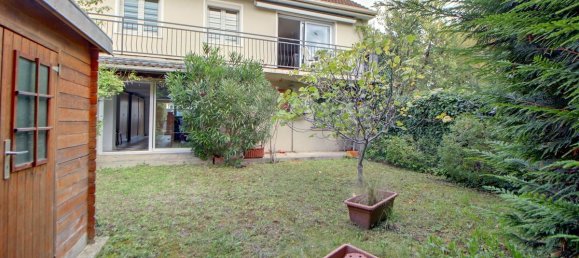 Casa de 3 dormitorios en Verneuil-sur-Seine, France No. 178403 2